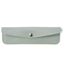 Lade das Bild in den Galerie-Viewer, Stifte-Etui &#39;Dusty Green&#39; - Schmidt&#39;s Papeterie