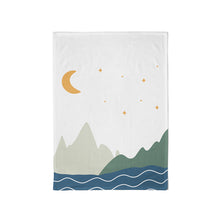 Lade das Bild in den Galerie-Viewer, Organic Kitchen Towel Moon &amp; Mountains - Schmidt&#39;s Papeterie